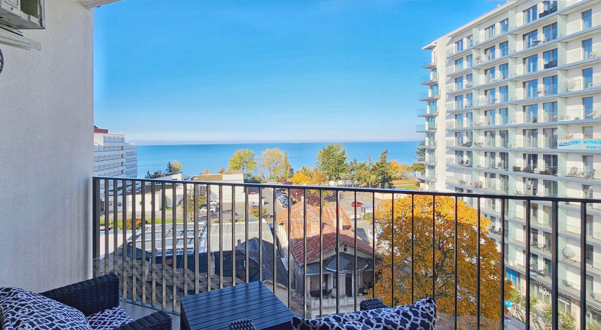 Apartament Wakacyjny Horyzont - Parking Gratis Miedzyzdroje Esterno foto
